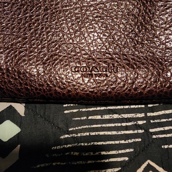 COACH MEDIUM POUCH WITH VARSITY STRIPE (COACH F22499) - Picture 6 of 9